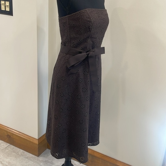 Banana Republic Brown Eyelit Strapless dress Size 10 - Picture 4 of 5